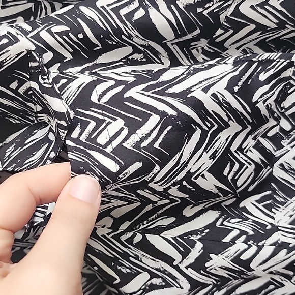 Calvin Klein Blouse - Picture 7 of 9